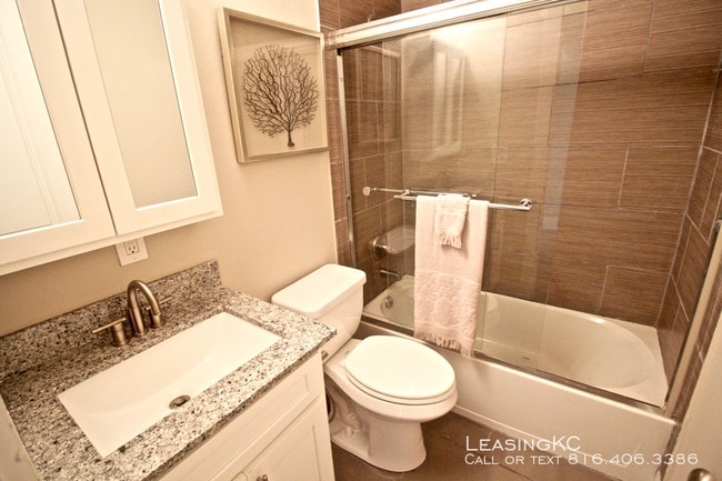 Building Photo - The Lakota on Grand