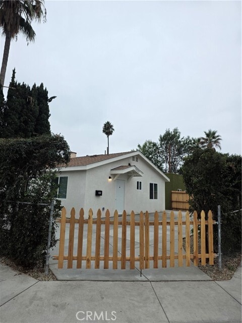 Building Photo - 1232 W Palm Ave