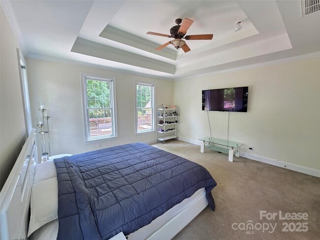 Building Photo - 409 Foxglove Ln