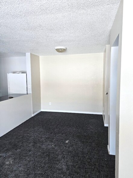 Primary Photo - 1217 4th Ave S