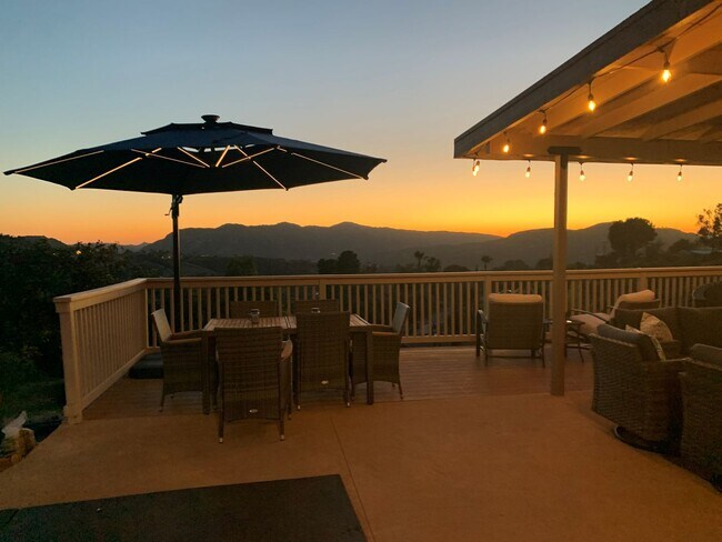 Building Photo - GORGEOUS 3/2.5 Bath Remodeled Home with Stunning Views in Alpine