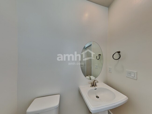 Building Photo - 2286 E Tumbleweed Rd