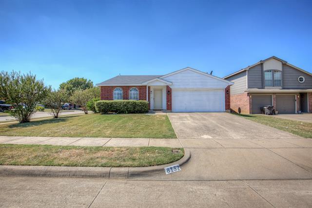 Primary Photo - 8132 Sweetwater Ln