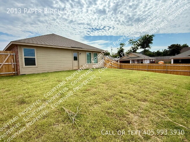 Building Photo - 2013 Paper Birch Pl