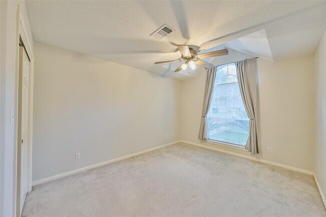 Building Photo - 12211 Longfellow Dr