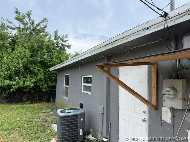 Building Photo - 1219 Highland Rd