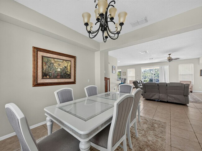 Building Photo - 8519 La Isla Dr