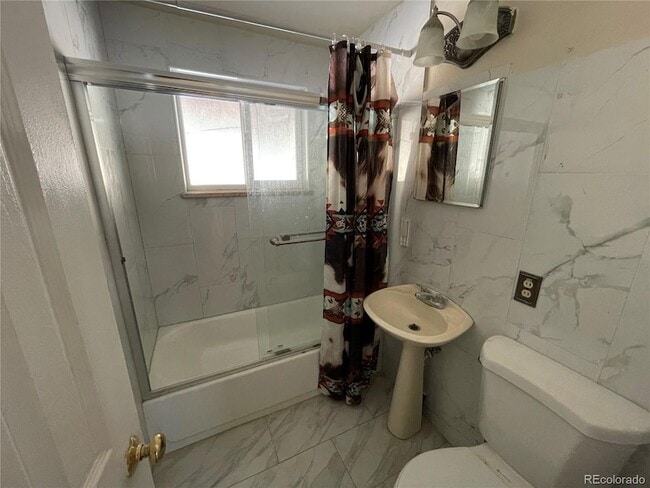 Building Photo - 1250 S Ames St