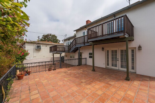 Building Photo - One-of-a-Kind Riviera Home Backing to El R...