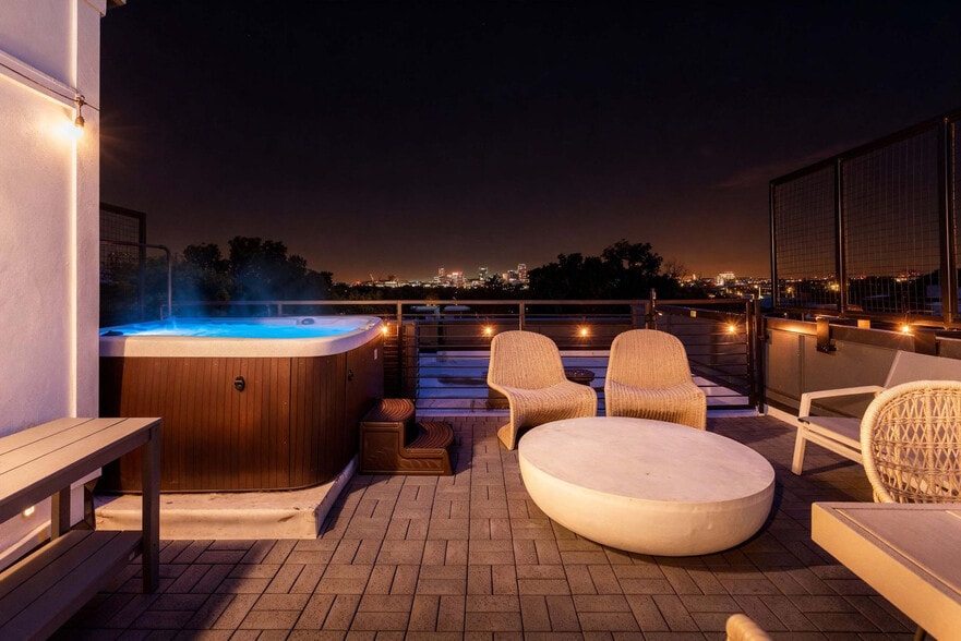 Building Photo - 113 Lucile St