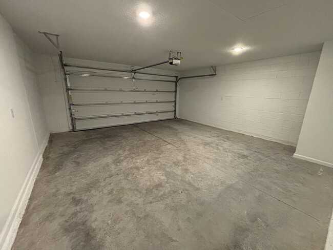 Building Photo - 1318 Belle Isle Ln