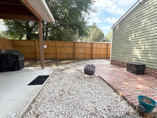 Building Photo - 2536 Blue Marlin St SW