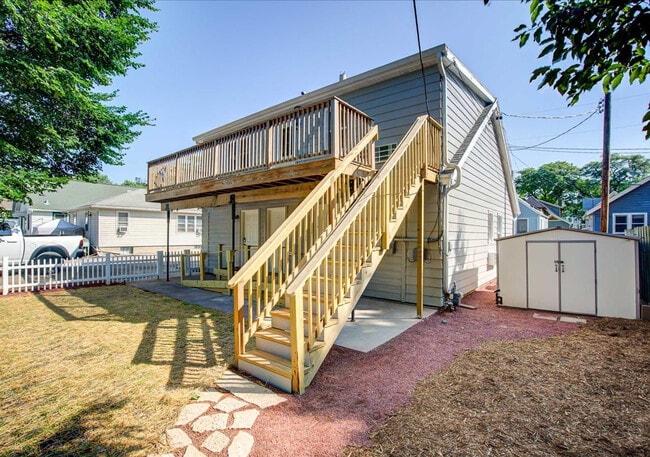 Building Photo - 156 Rodney Ct