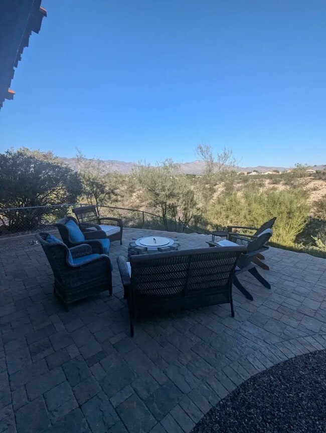 Building Photo - Spacious 4-Bedroom Estate with Chef’s Kitchen