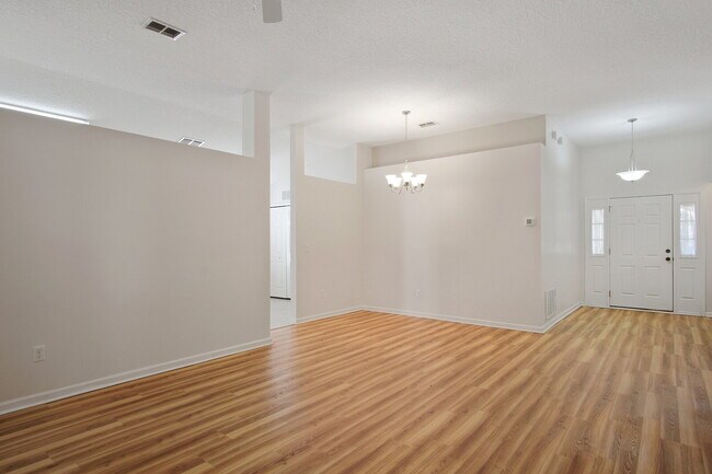 Building Photo - 1200 Woodchurch Ln