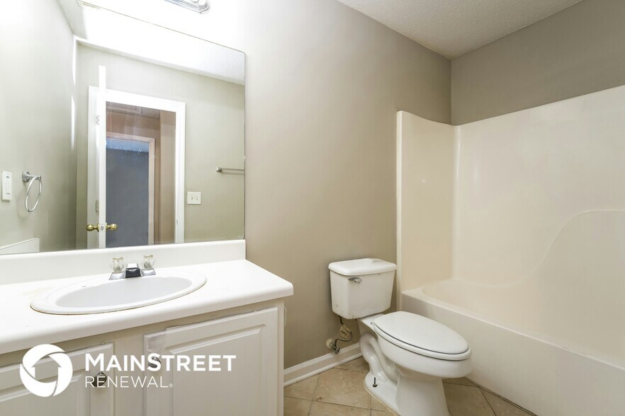 Building Photo - 8139 Green Garden Dr