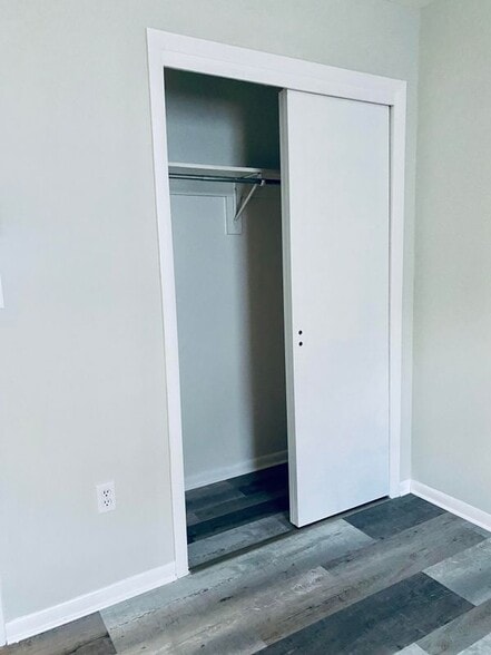 Building Photo - 848 N 16th St