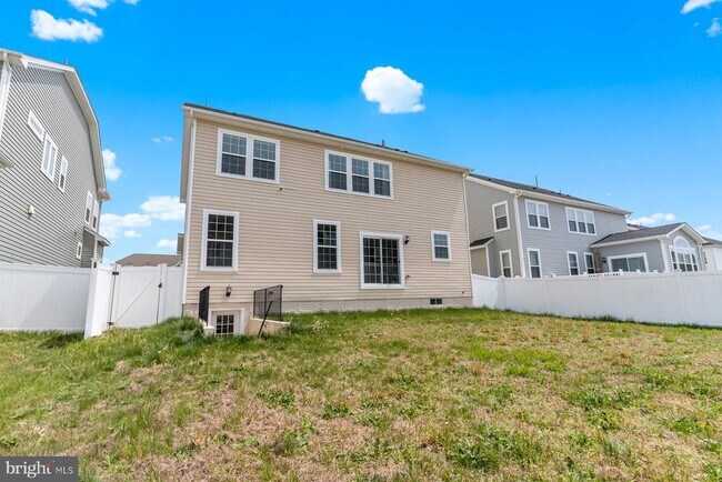 Building Photo - 4507 Shakespeare Cir