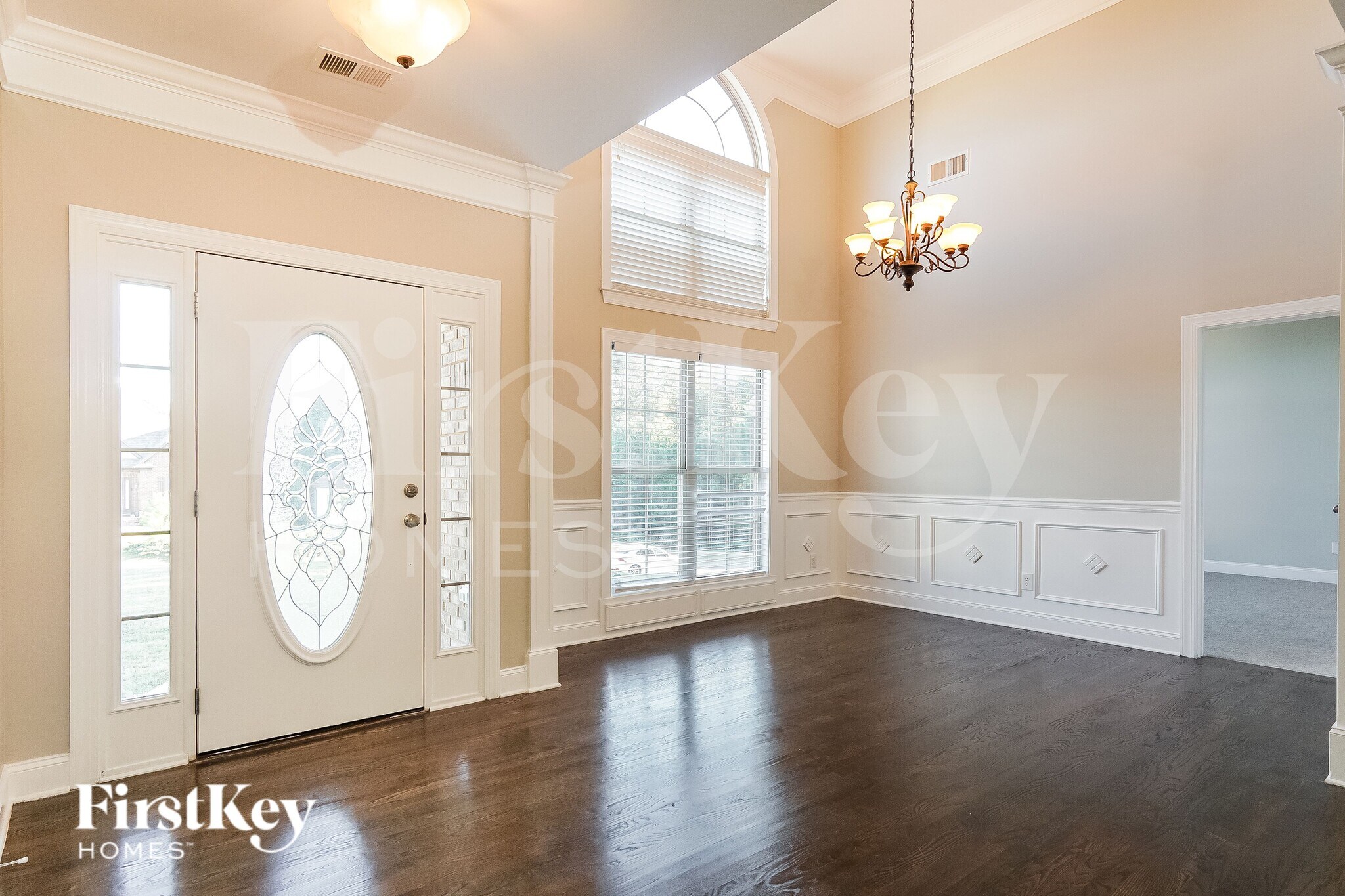 Building Photo - 245 Madison Ln