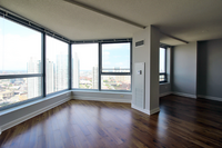 Building Photo - 499 W Fulton St