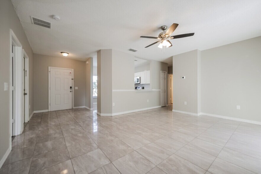 Building Photo - 829 Albi Ct