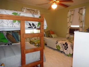 Building Photo - 1335 Simpson Ave