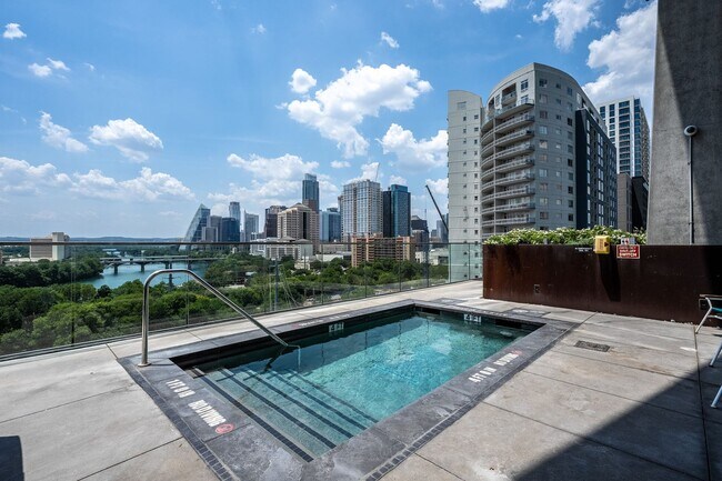 Building Photo - DOWNTOWN AUSTIN CONDO ON RAINEY STREET!! 1 BEDROOM 1 BATH - FULLY FURNISHED