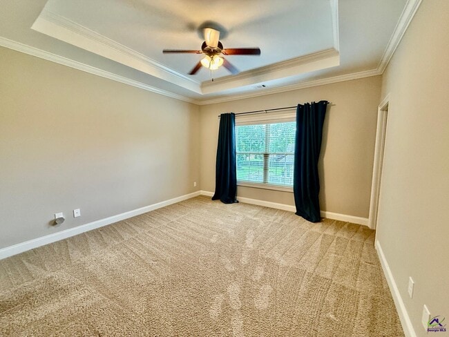 Building Photo - 400 Southern Wds Trl