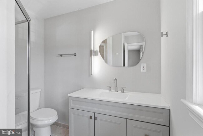 Building Photo - 9116 Hamilton Dr