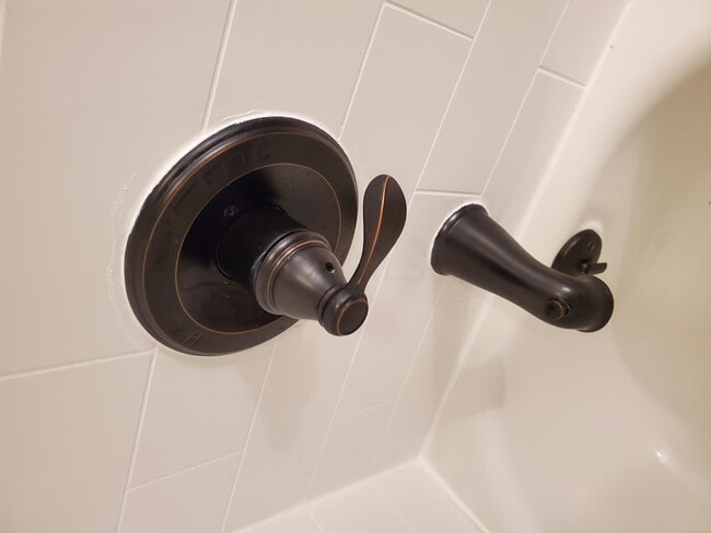 Building Photo - 6423 Plankton Dr