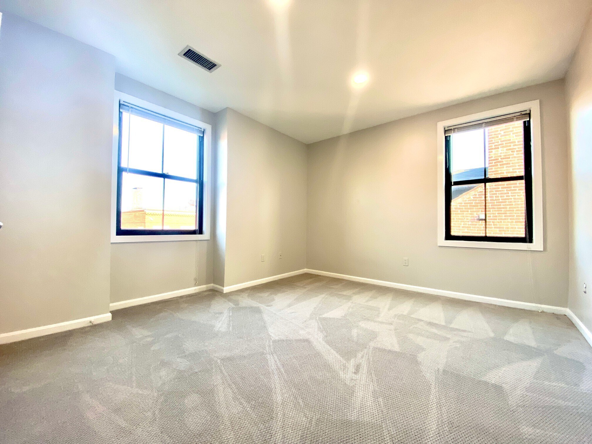 Building Photo - 155 W Brookline St