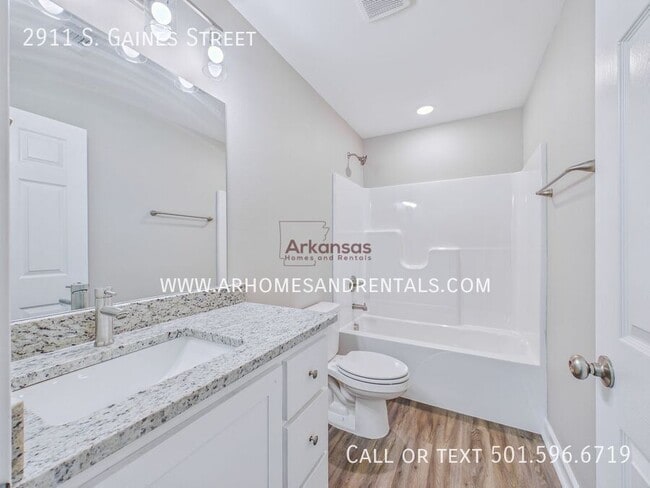 Building Photo - 2911 S Gaines St