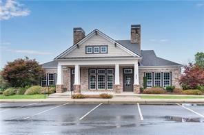 Building Photo - 704 Woodbridge Dr