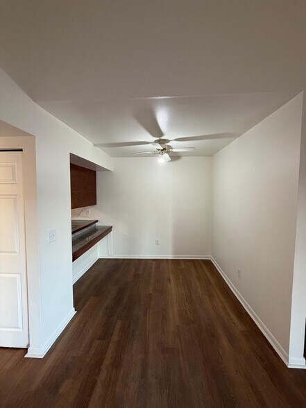 Building Photo - 4645 Merrimar Cir E
