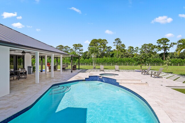 Building Photo - 14704 Black Bear Rd