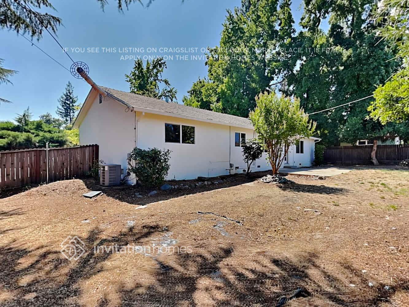 Building Photo - 8837 Sunnybrook Ln