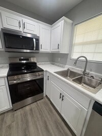 Building Photo - 3 Bed 2 Bath New Construction Home