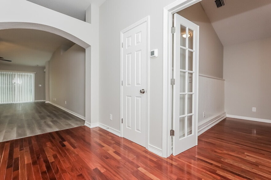 Building Photo - 4703 Bear Claw Ct