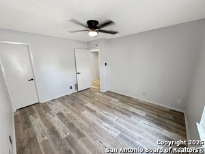 Building Photo - 16918 Summer Creek Dr