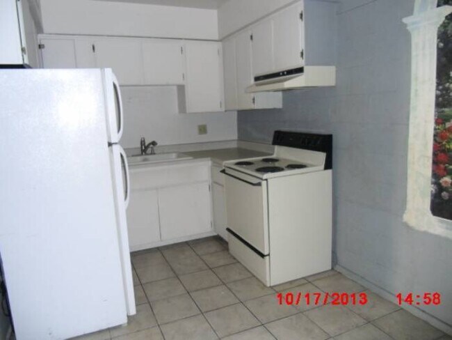 Primary Photo - Affordable 1 Bedroom Condo in Central Las ...