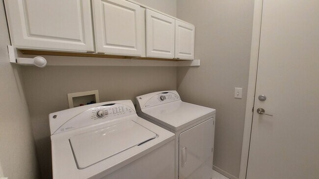 Building Photo - GORGEOUS NORTH PHOENIX HOME!!