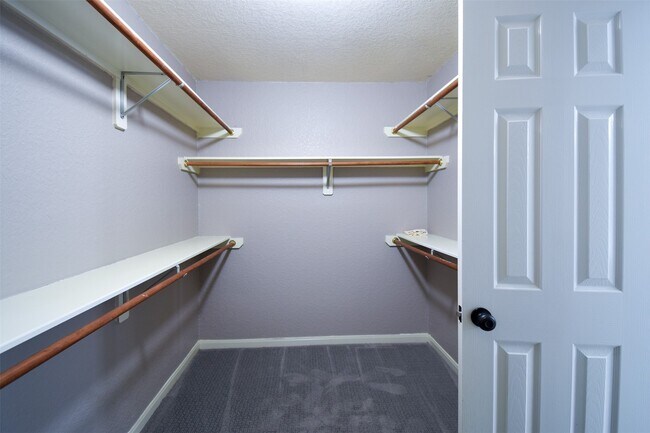 Building Photo - 31 Rolling Ridge Ct