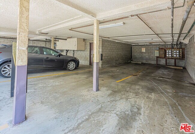 Building Photo - 1246 Euclid St