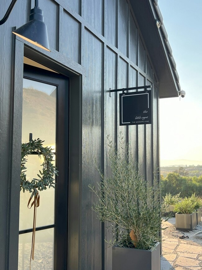 Building Photo - 39945 Chaparral Dr