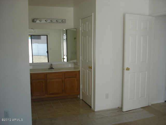 Building Photo - 14222 N Brunswick Dr