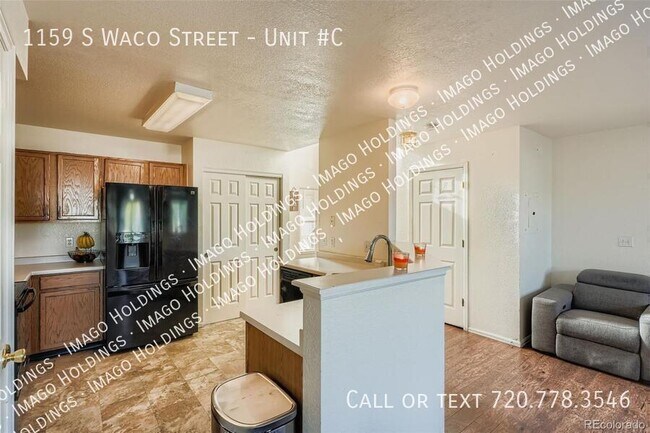 Building Photo - 1159 S Waco St