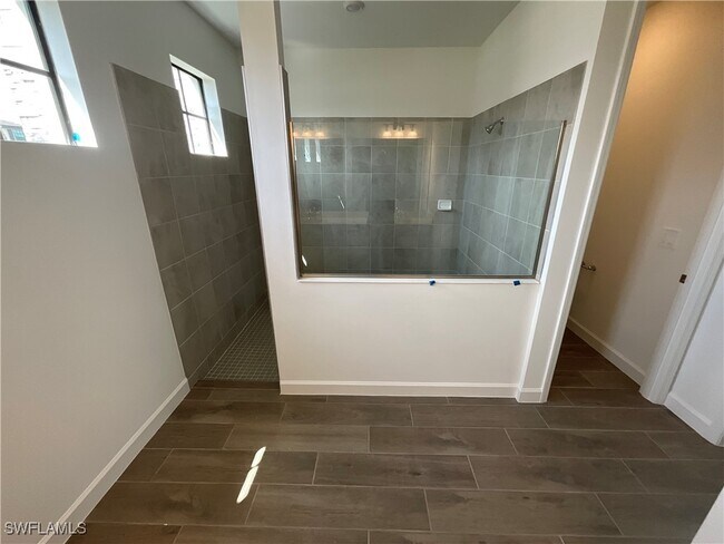 Building Photo - 10755 Timber Creek Dr
