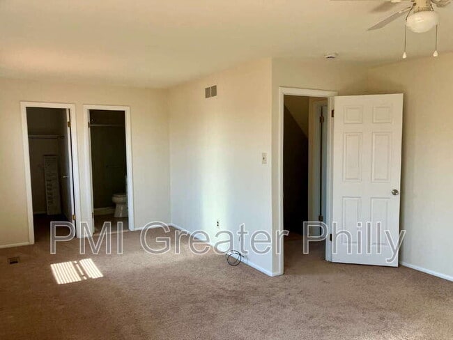 Building Photo - 2466 Brandon Ct