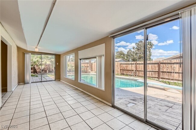 Building Photo - 6416 Placer Dr