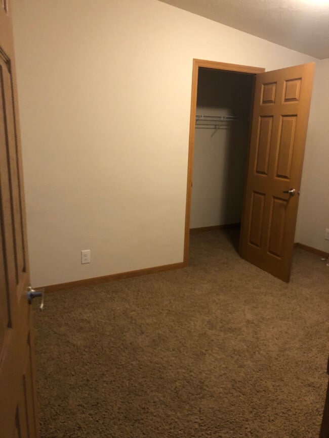 Building Photo - Great single family home for RENT in Belfield
